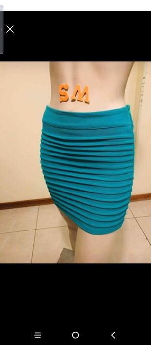 Saias tam 34/36,lindas como novas,forradas