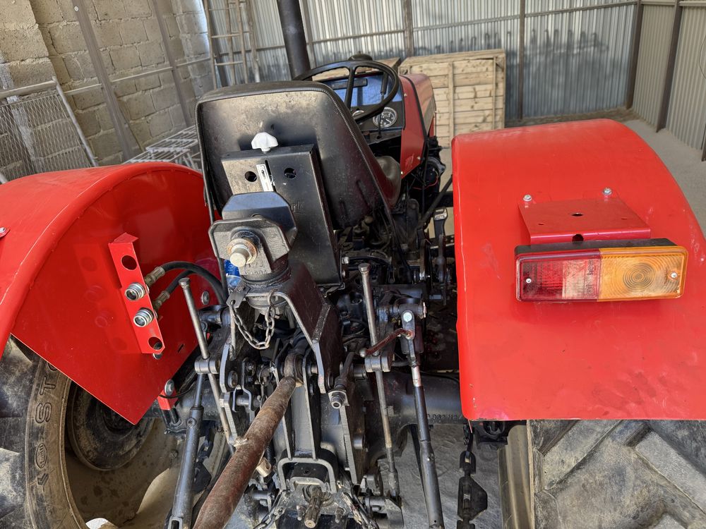 Massey ferguson 235