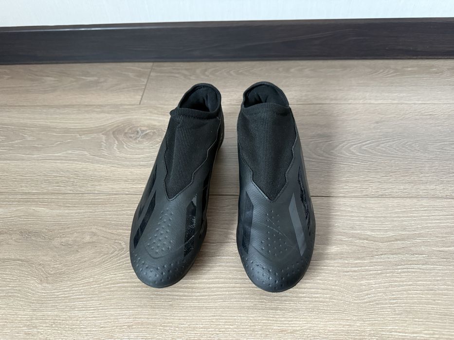 Бутси adidas 40 розмір