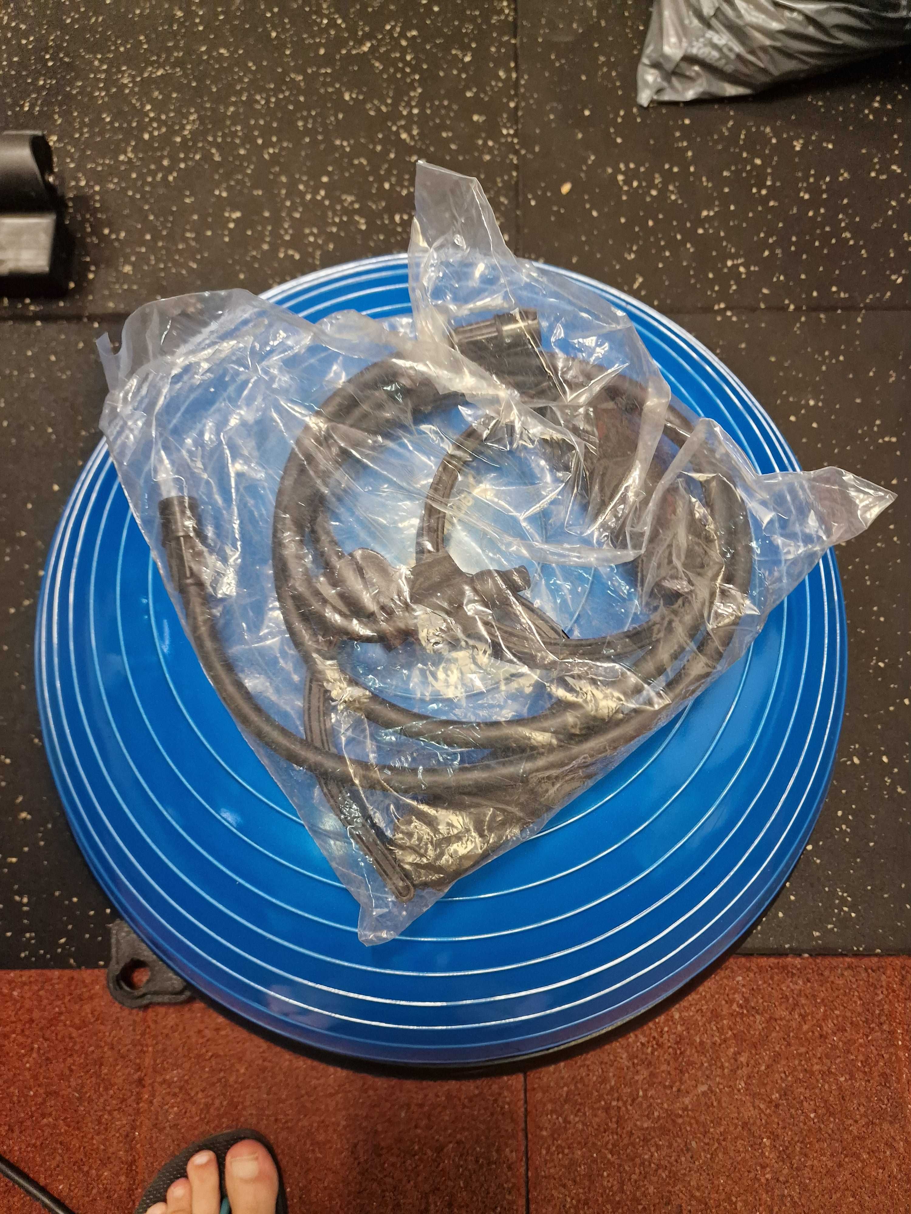 Home Gym: ketlebells, Bosu, Prancha madeira, Elásticos