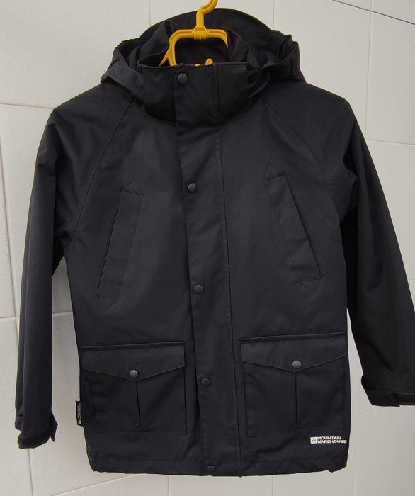 Легка водостійка куртка хлопчику 7-8 років