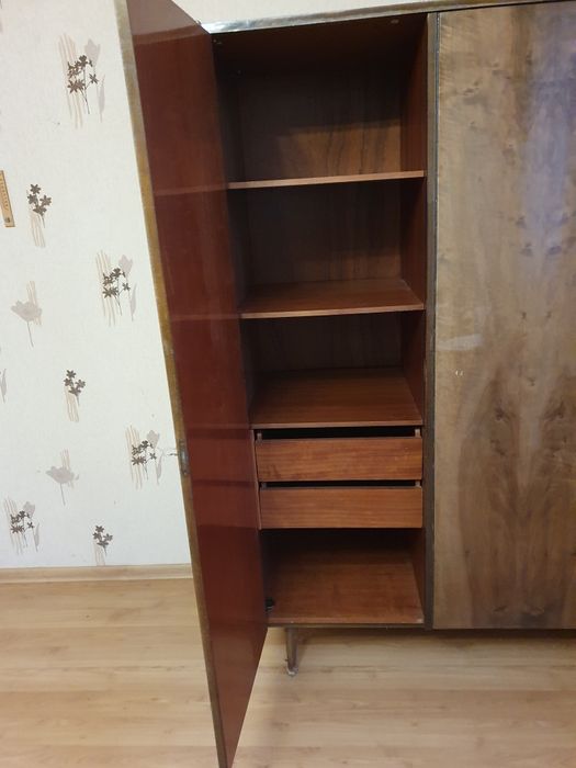 Sprzedam szafę, wysoki połysk lata 70-te, PRL, vintage