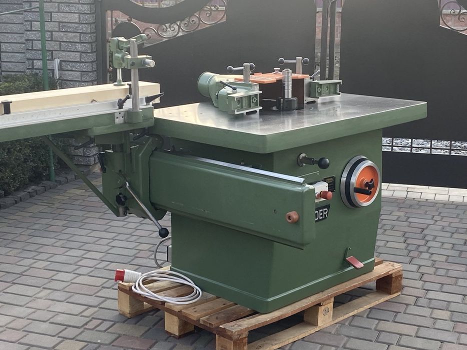 Фрезерний станок SCHNEIDER по дереву фрезер шипорізний шипорезный верс