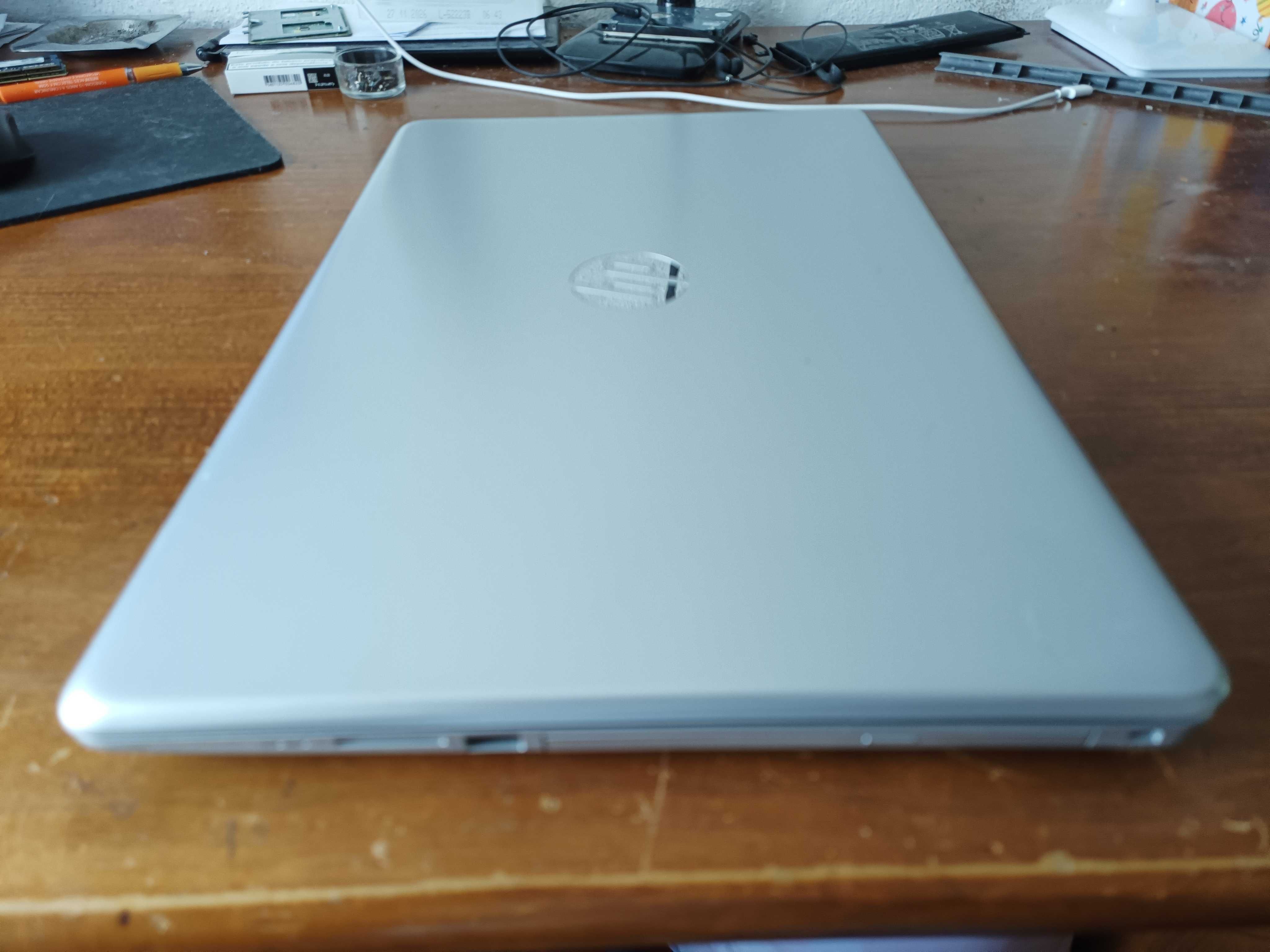portatil  HP - 17-bs000np