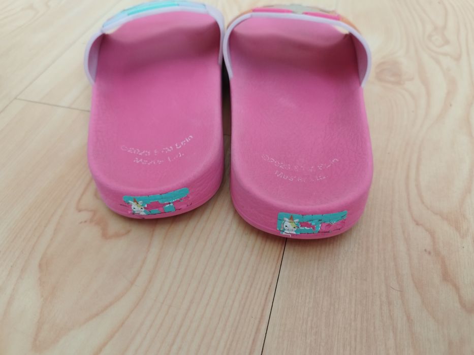 Różowe klapki z serii Psi Patrol 29/30