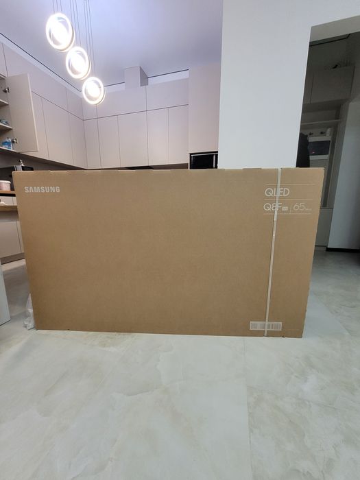 Телевізор Samsung 65QLED Q8F,запечатаний