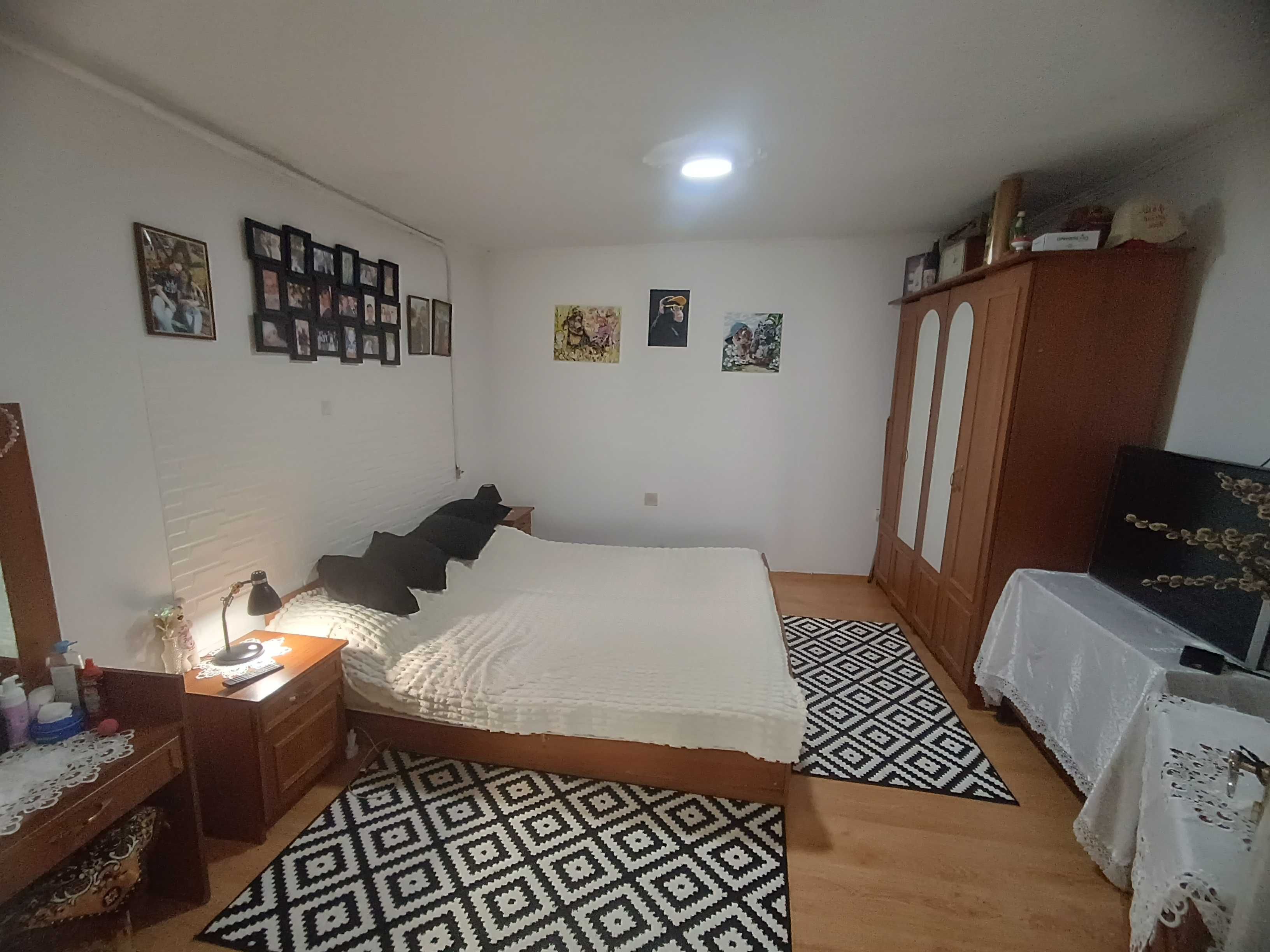 ПРОДАЖ 5-и кімнатного будинку з ремонтом, 10 хв. до центру та басейну!