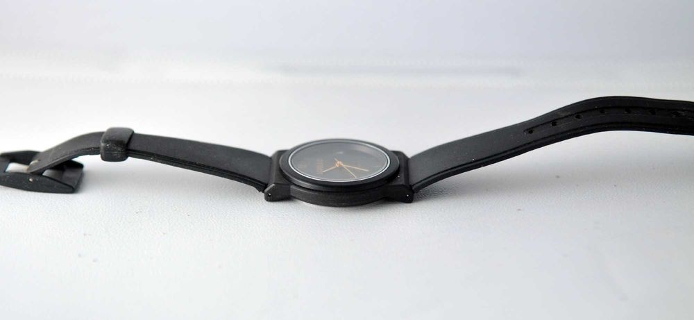 Relógio Fortis de publicidade à marca de energias AGROLA