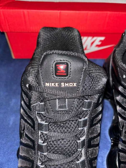 "Buty koszykówki "Nike_Shox_TL_Black R.41