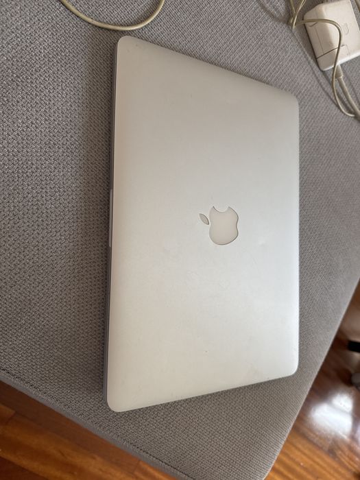 Macbook Pro 13’’ 2015 i5 8GB 128GB