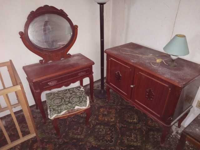 Piękne meble drewniane do sypialni