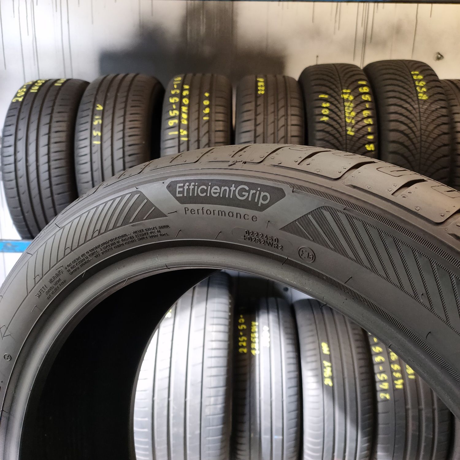 215/50r19 GoodYear EfficientGrip Performance 7.0mm