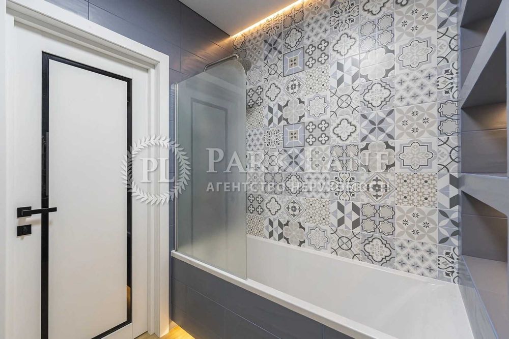 2-к Котарбінського (Кравченка), 24 Старт Шевченківський, Лук'янівська