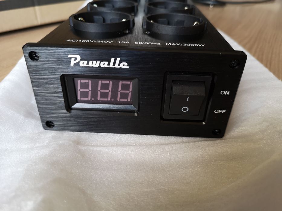 Listwa zasilająca - filtr do sprzętu audio PAWALLE LB-60.