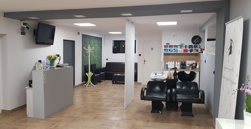Odstapie lokal salon fryzjerski z wyposażeniem