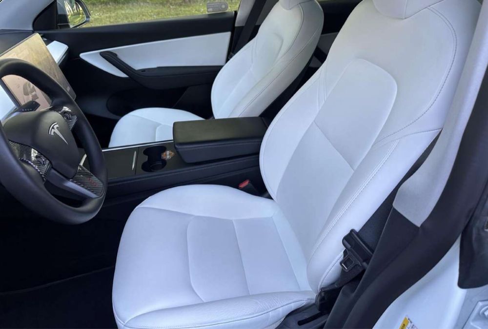 Tesla model Y long range dual motor 2022