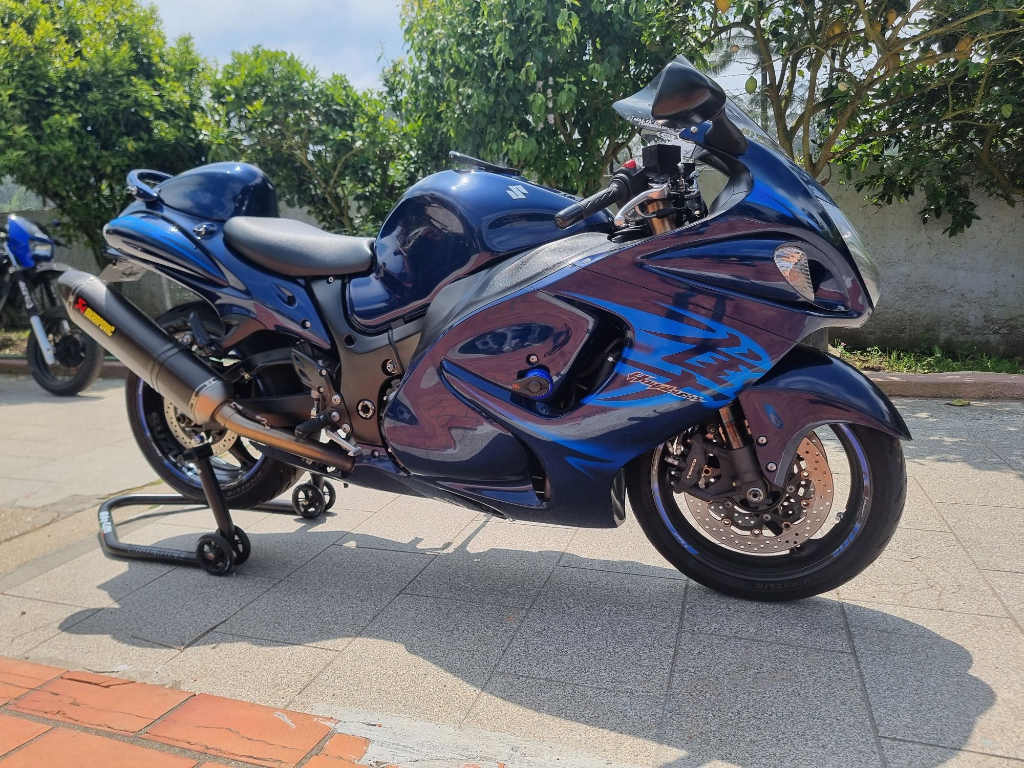 Suzuki hayabusa 1300cc