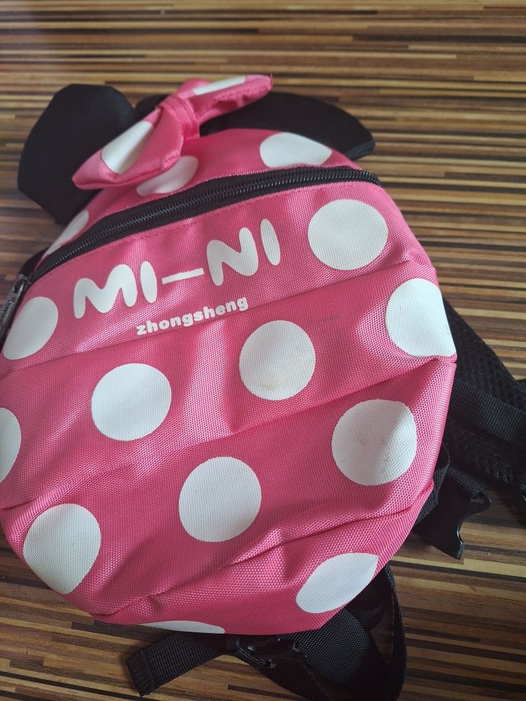 Plecak Miki Minnie że smyczą