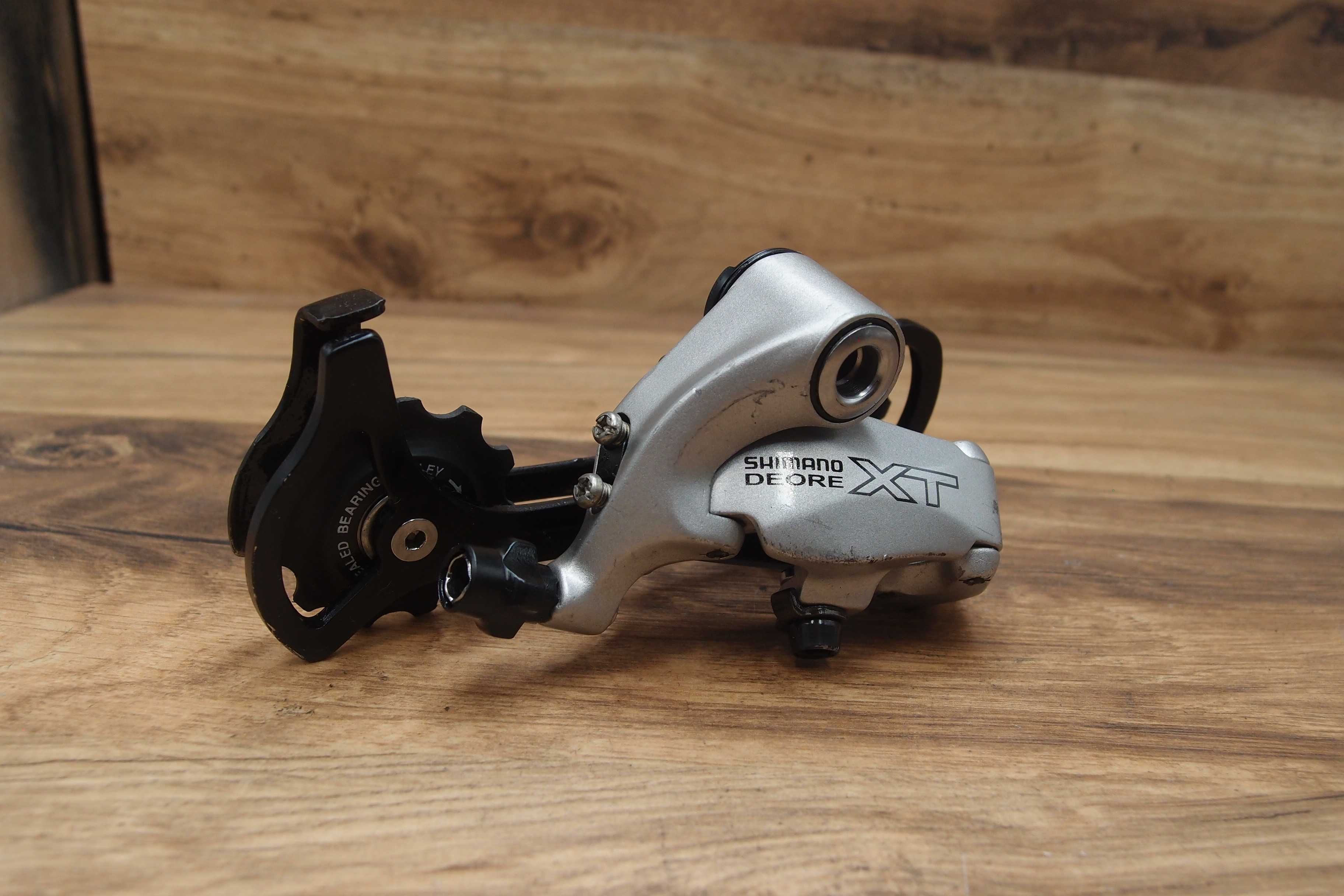 tylna przerzutka Shimano Deore XT RD-M750 VIA Japan długi wózek 9 rz