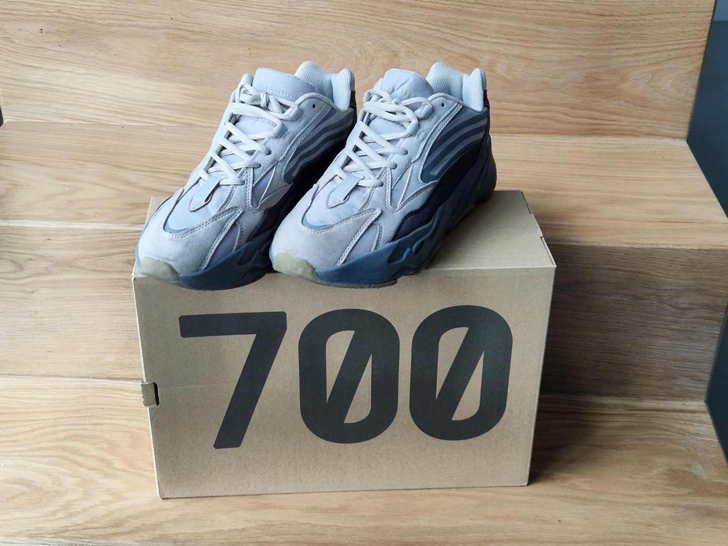 Bury Yeezy Boost 700 V2 Tephra 45 1/2 stan bdb/idealny