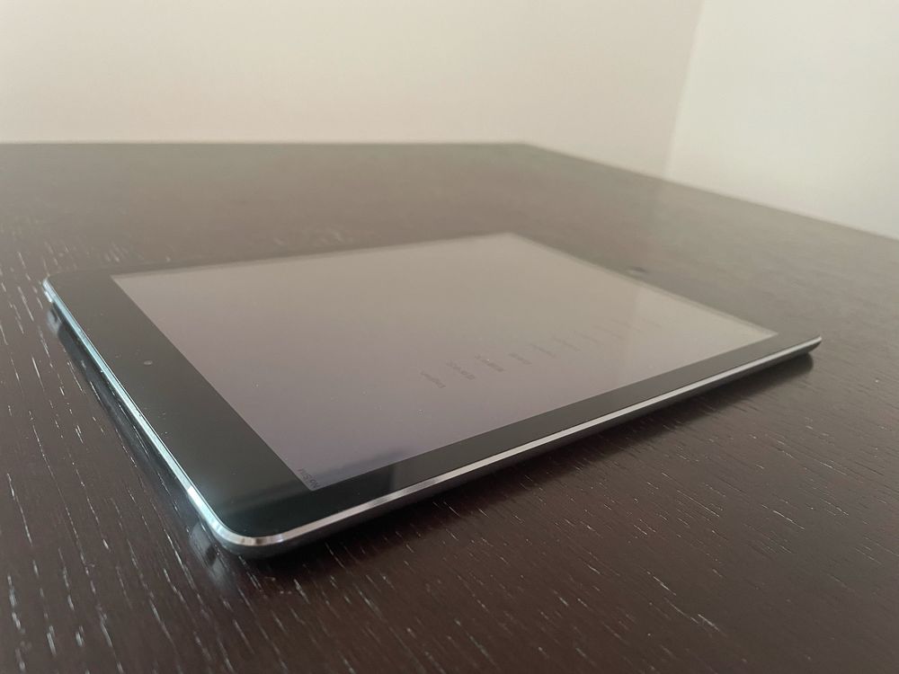 iPad Air A1475 Wi-Fi + LTE – sprawny, idealny do filmów i internetu