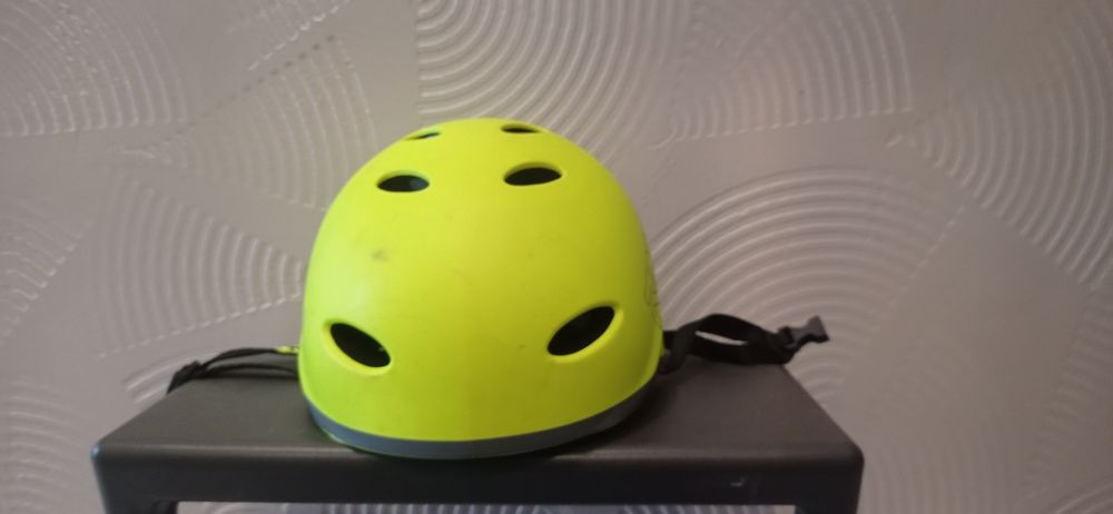 Kask jasny zielony Spokey Raven F511 Bmx Lime