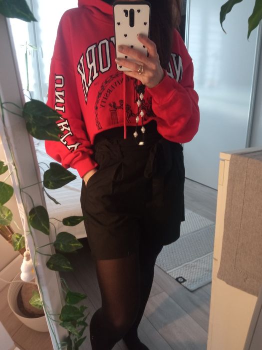 Bluza Bershka M krótka