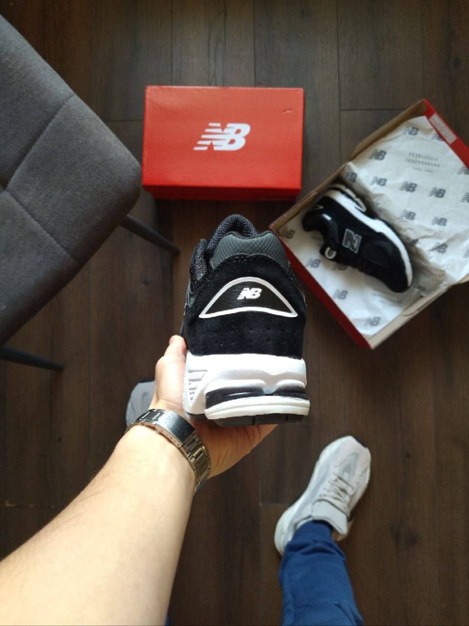 New Balance 2002r Black&White (40,41,44 розмір) накладений платіж