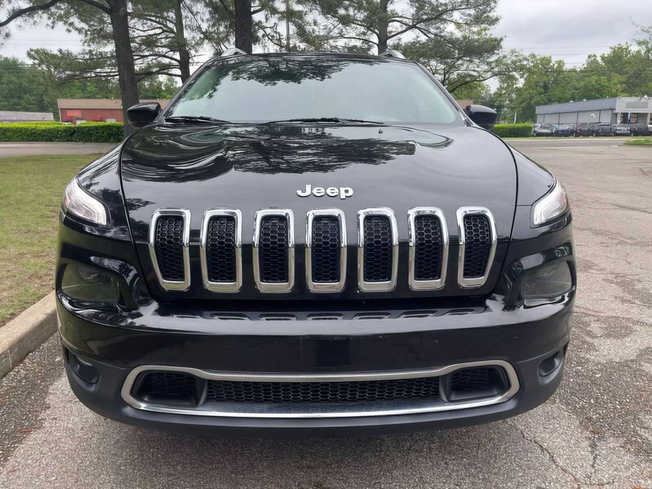 Jeep Cherokee      2017