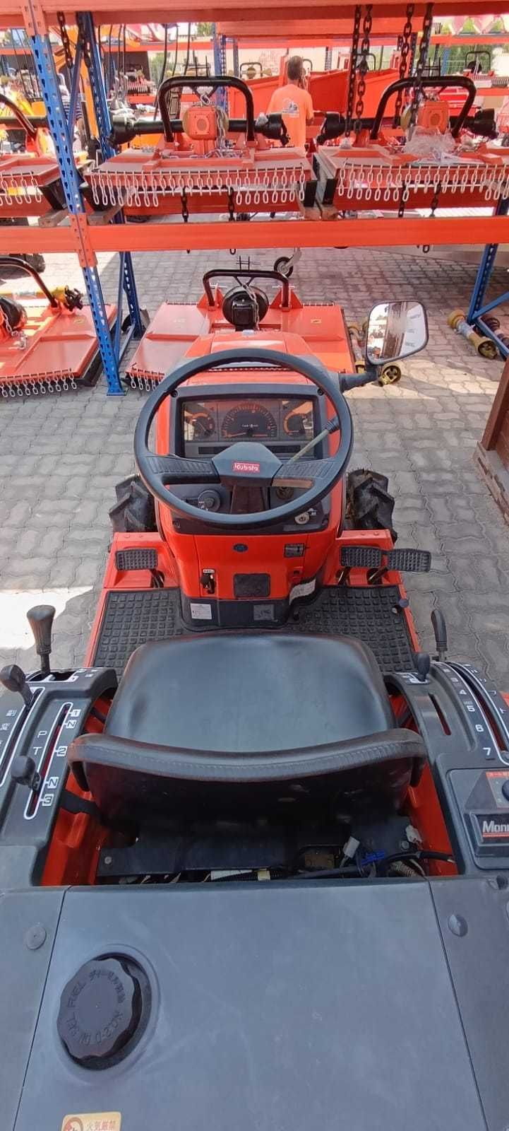 Kubota  Aste A15