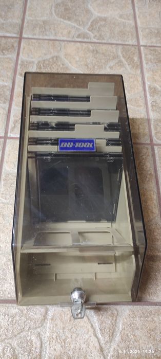 Pojemnik segregator na płyty CD DVD