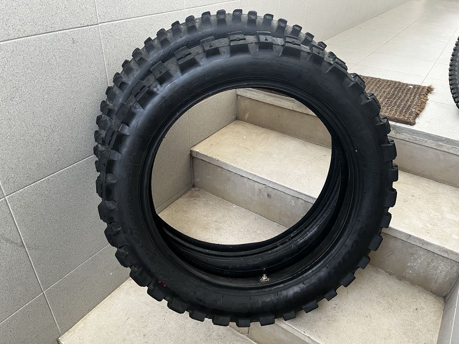 Pneus pirelli off road