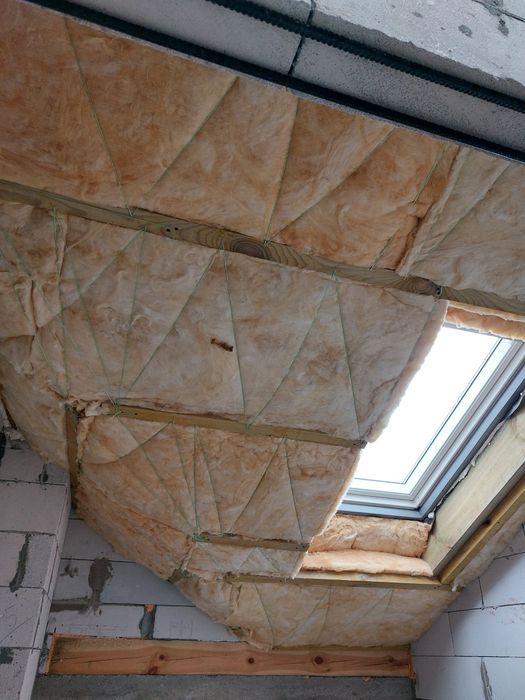 Утеплення мансард, стель, дахів ватою