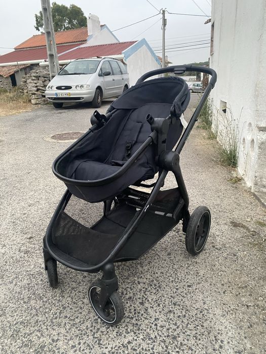 Carrinho de Passeio + Alcofa MAXI-COSI