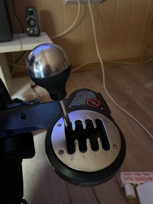 Shifter Thrustmaster TH8A