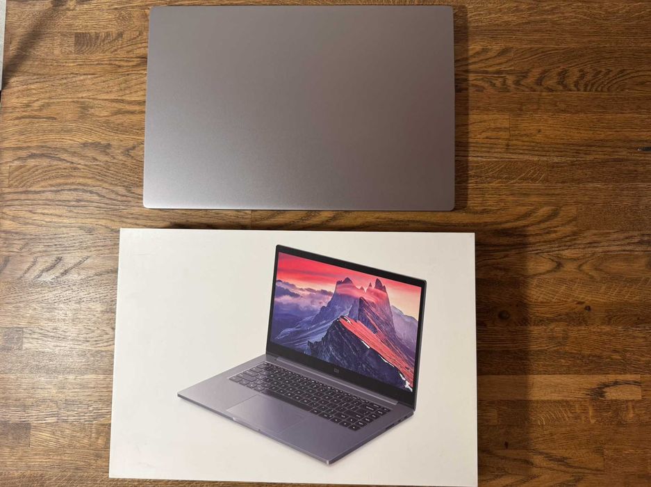 Ноутбук Xiaomi Mi Notebook Pro 15.6" / Intel Core i5 / 8GB RAM