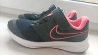 Buty sportowe Nike dla dziewczynki r.28