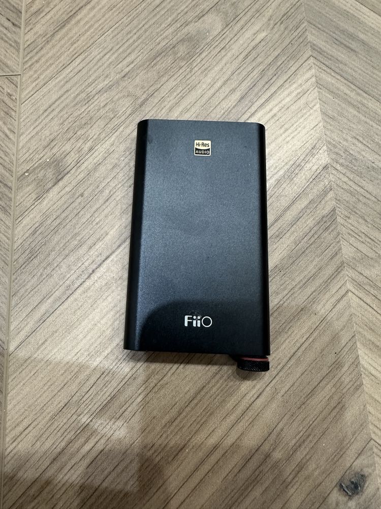 Zmacniacz sluchawkowy fiio FQ1222 headphone amplifier