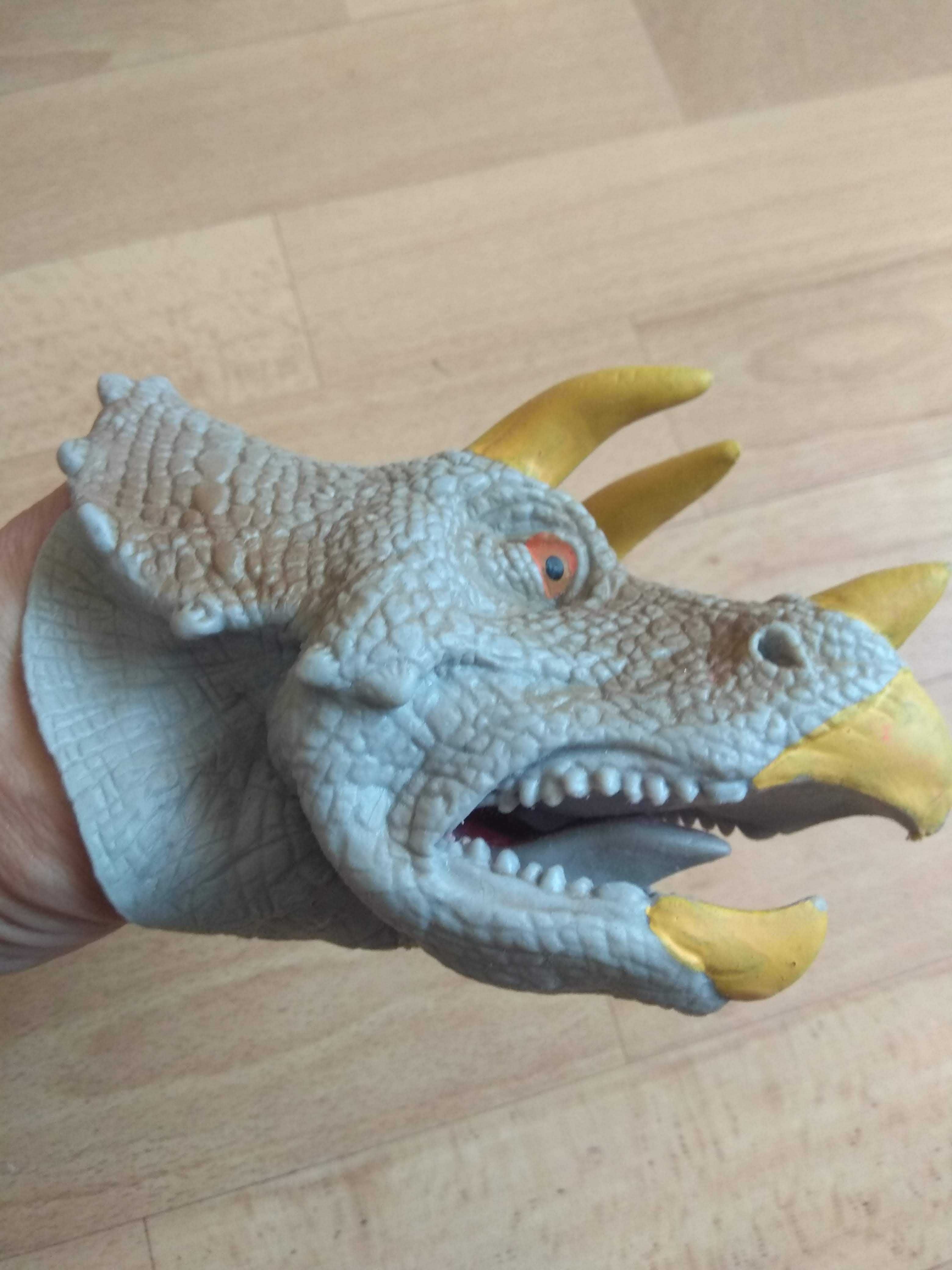 занимательная игрушка - голова динозавра на руку