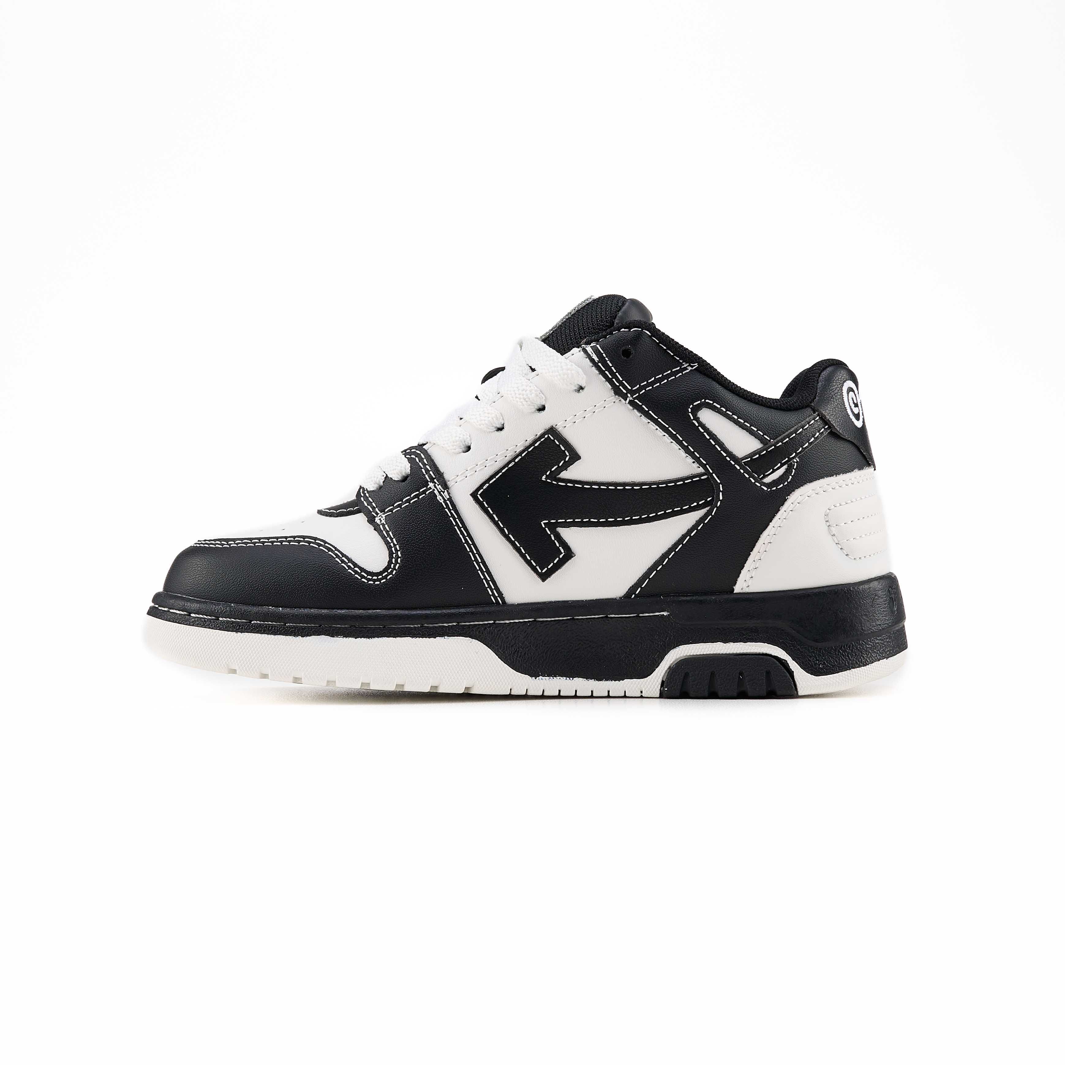 Out of Office For Walking Off-White Black