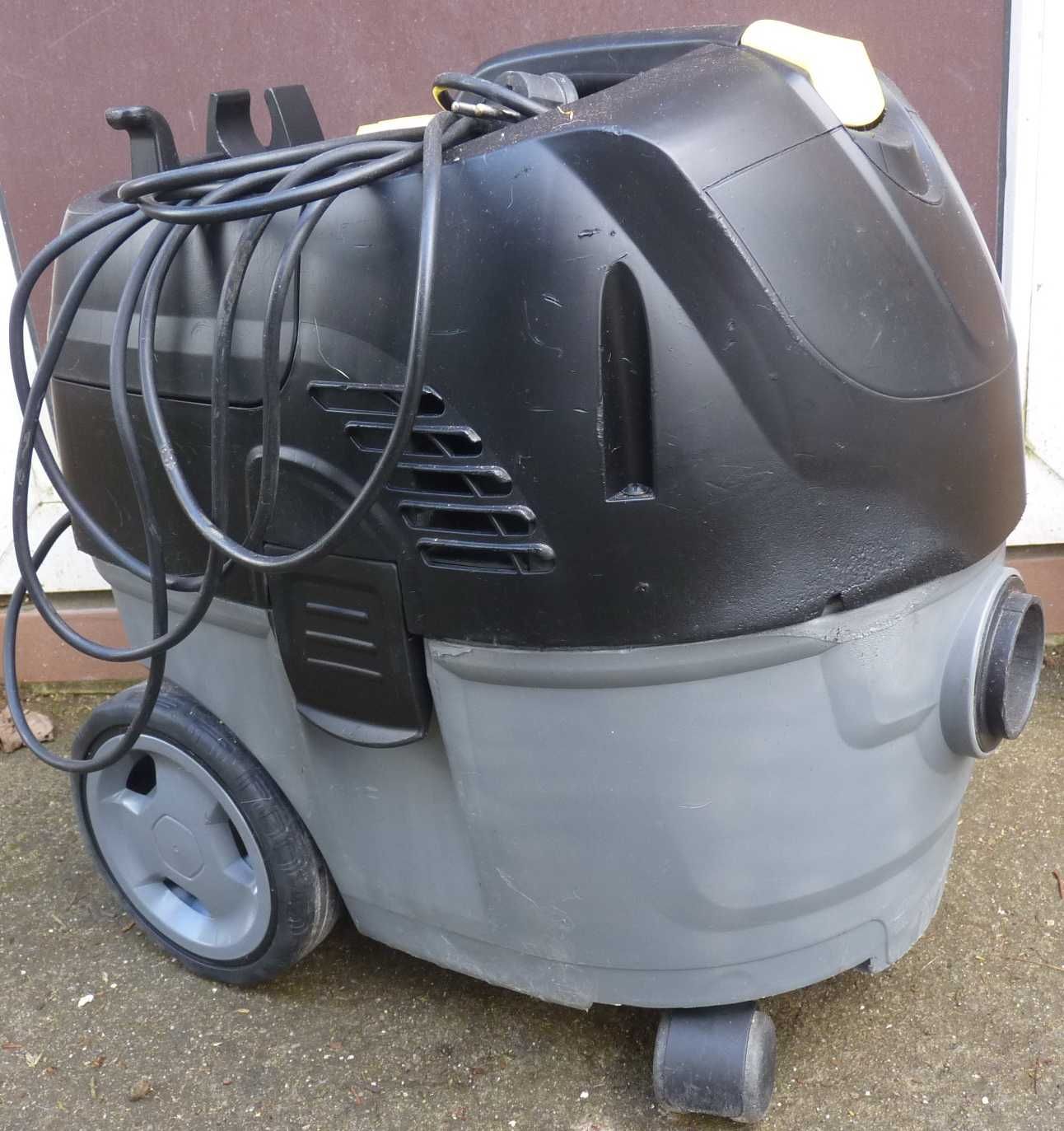 Odkurzacz przemysłowy Karcher NT 25/1 Ap