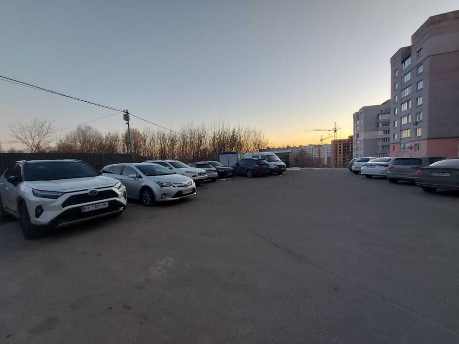 Продам двохрівневу квартиру Виставка мінімальне переоформлення!
