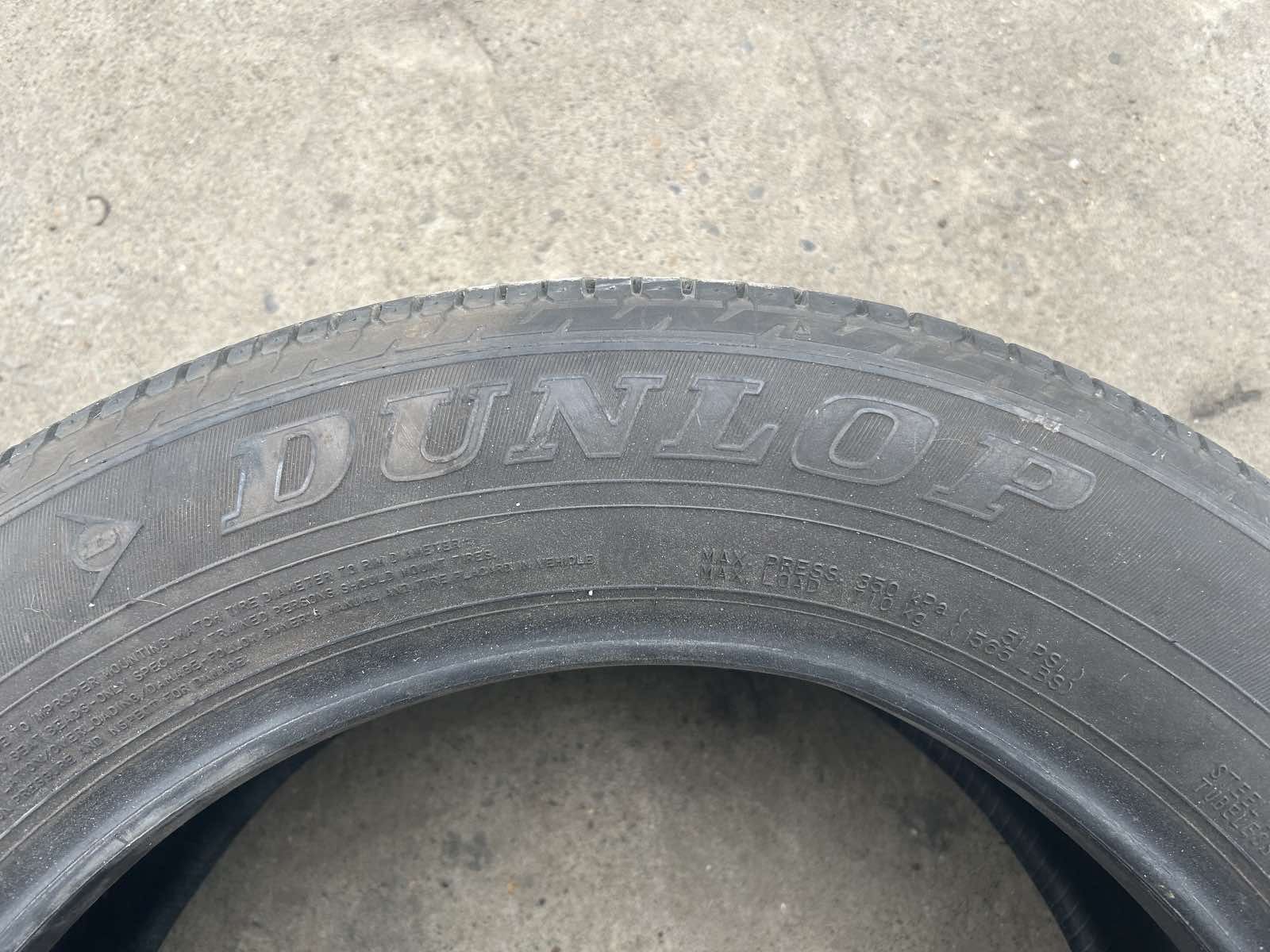 Шини Dunlop 215/60/17