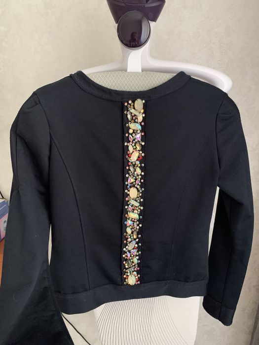 Гламурный, красивый костюм