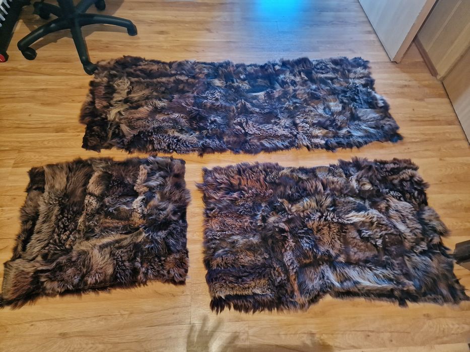 Futerko; prawdziwa skóra.