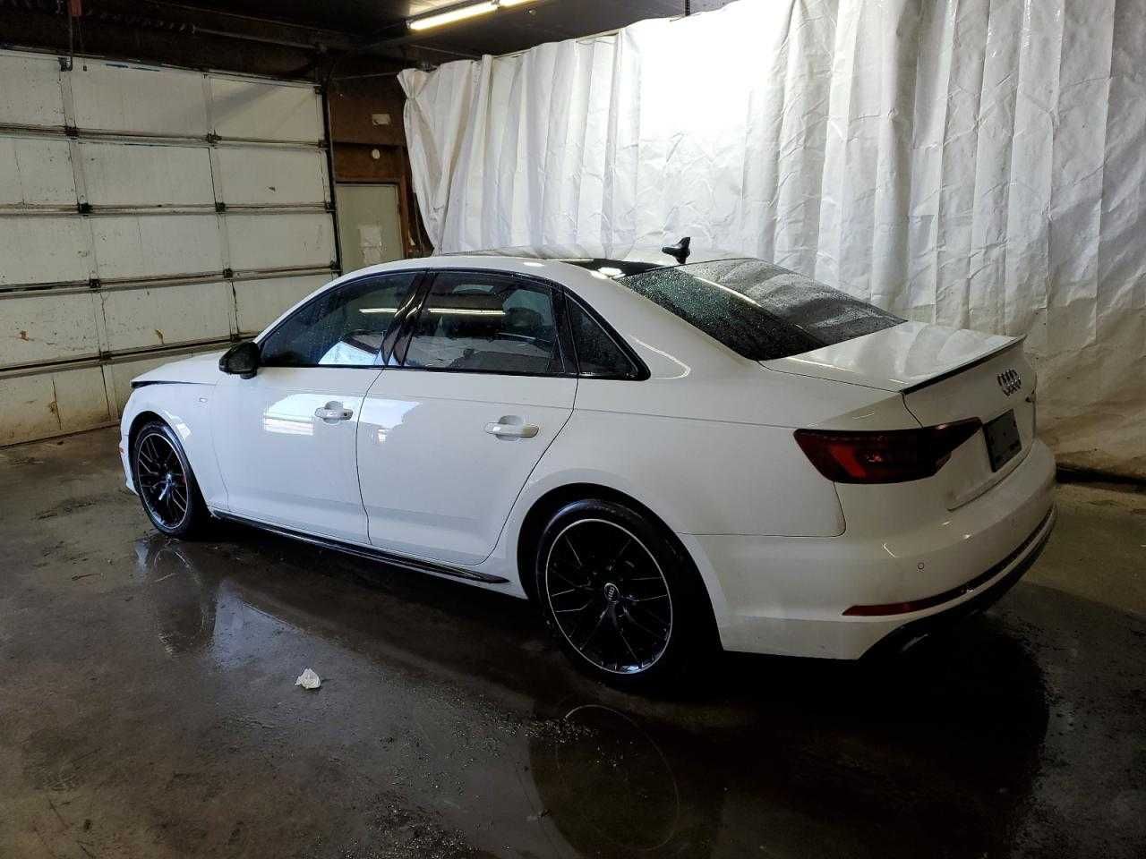 Audi a4b9 з америки
