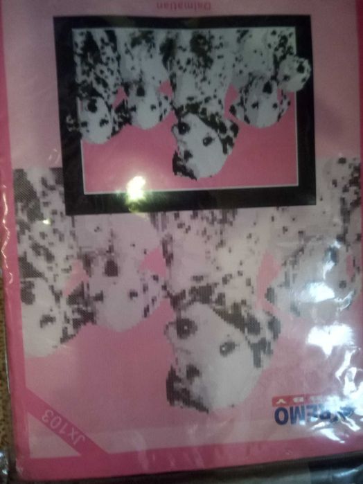 Повні набори по вишивкє хрестом диваних подушек