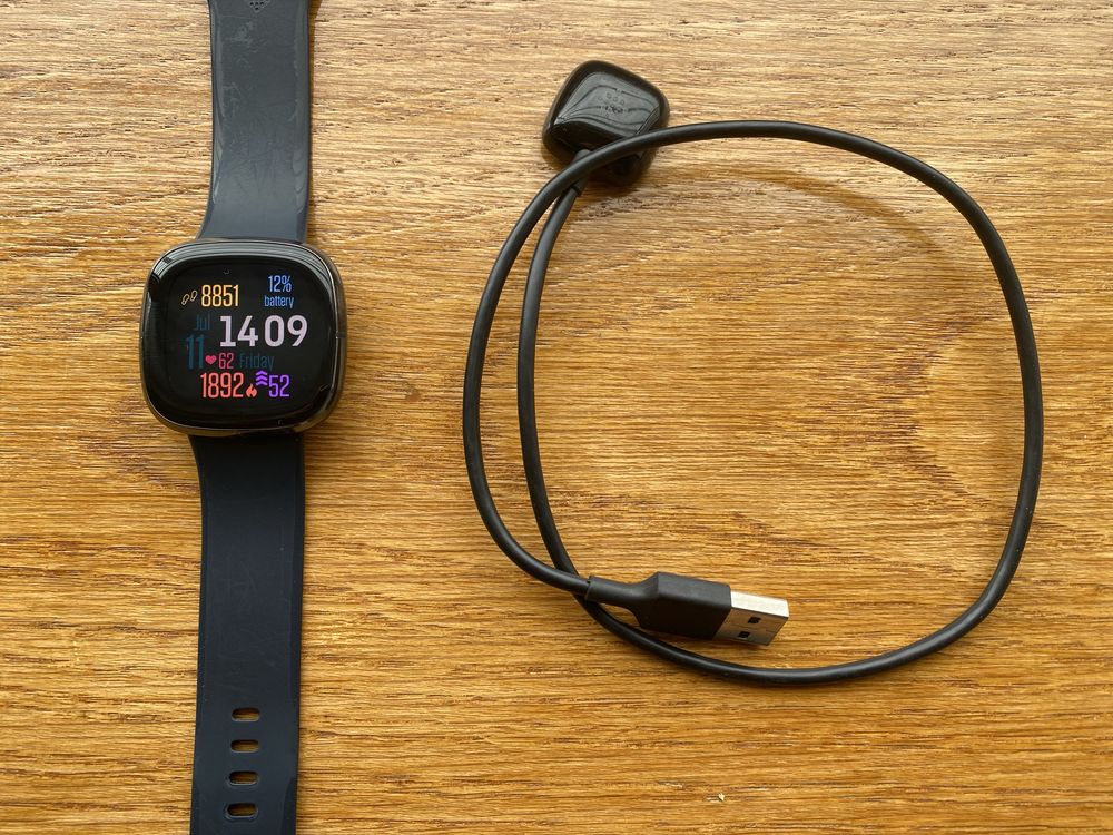 Fitbit sense 2022