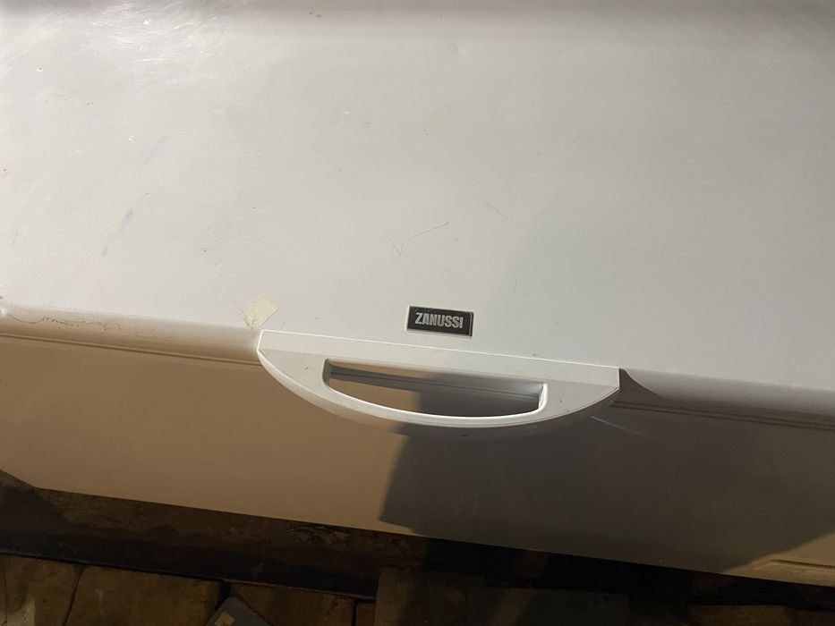 Морозильна камера 2 шт Whirlpool, Zanussi