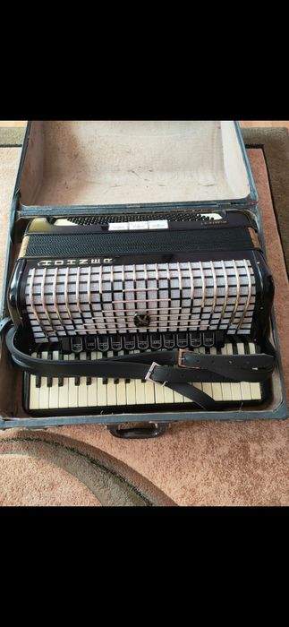 Akordeon hohner Atlantic IV 120bas + futerał